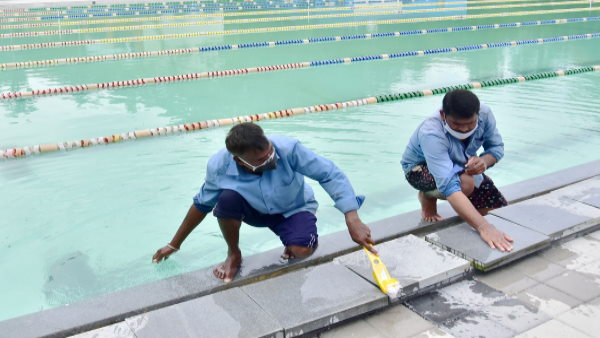 कोरोनो वायरस संक्रमण को रोकने के लिए नल खुला छोड़ दिया