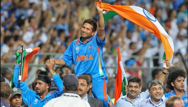 सचिन को ट्रॉफी उठाने का सपना देखा-