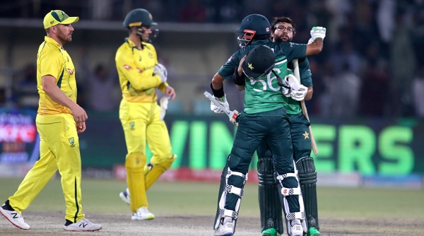  पाकिस्तान के सबसे निरंतर खिलाड़ी में रहें-