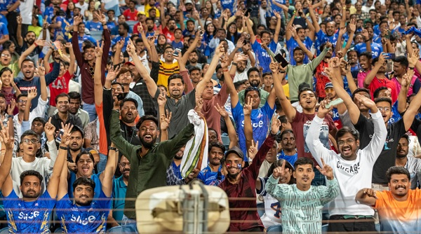 1. आईपीएल केवल 6 महीने बाद ही शुरू हो गया- 1. आईपीएल केवल 6 महीने बाद ही शुरू हो गया-