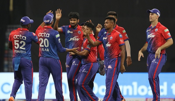 IPL 2022: Corona scare in Delhi Capitals, the team also canceled the trip to Pune for the next match IPL 2022: Corona scare in Delhi Capitals, the team also canceled the trip to Pune for the next match
