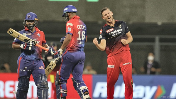 ऐसा करने वाले चौथे गेंदबाज बन गये हेजलवुड