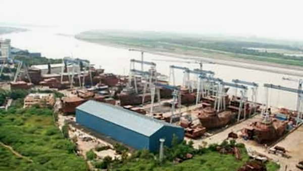 Indias biggest bank loan fraud Case: ED raids 26 locations of ABG Shipyard located in Surat Gujarat