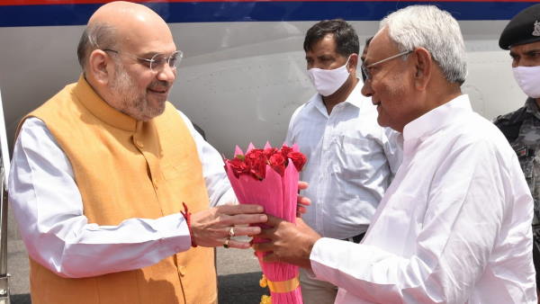 एक तस्वीर ने निकाली सारे कयासों की हवा एक तस्वीर ने निकाली सारे कयासों की हवा