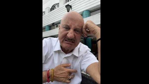 'स्वस्थ व्यक्ति अर्थव्यवस्था के लिए बिल्कुल सही नहीं'