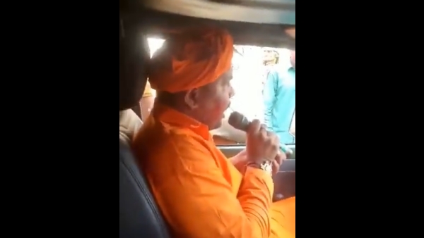 महंत ने महिलाओं को दी धमकी