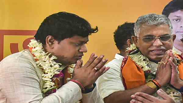 पुराने नेताओं को नजरअंदाज करने का आरोप