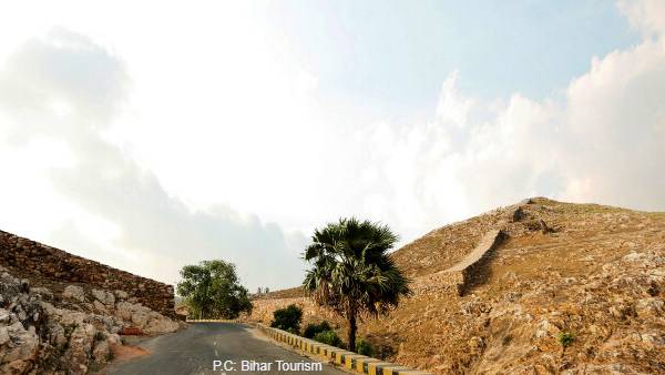 आक्रमणकारियों से हिफ़ाज़त के लिए हुआ था निर्माण