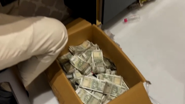 लाइसेंस को रिन्यू कराना पड़ता है