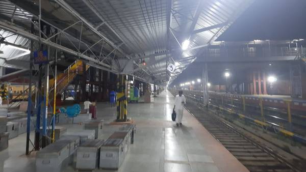  22 लीटर 975 मिलीलीटर शराब ज़्बत