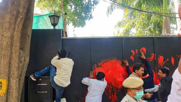 आप ने डाली थी दिल्ली हाईकोर्ट में याचिका