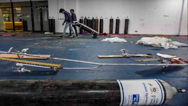 ओमिक्रॉन एक्सई वैरिएंट सबसे पहले कहां पाया गया ?