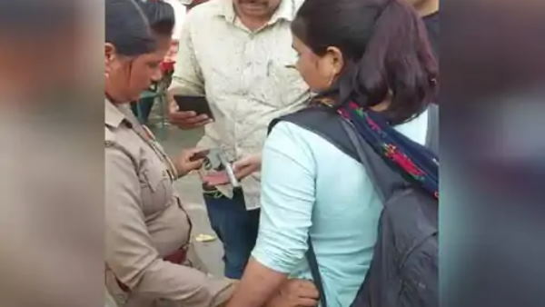 युवती को बताया जा रहा मुसलमान