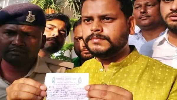  अमर पासवान को मिली विरासत में सियासत