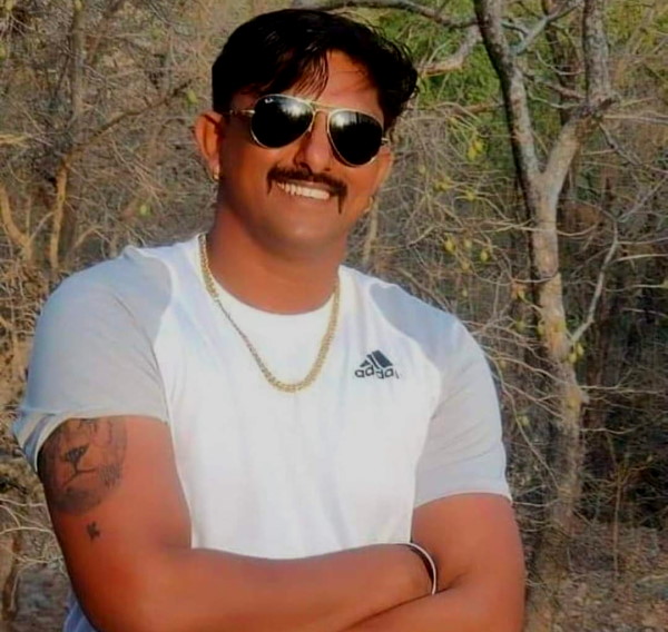 दोनों से देवा गुर्जर के 9 बच्चे हैं