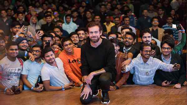 डोर्सी के सीईओ रहते ट्विटर के कई विवाद भी जुड़ा डोर्सी के सीईओ रहते ट्विटर के कई विवाद भी जुड़ा
