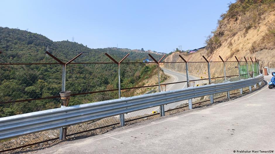 भारत की म्यांमार सीमा के पास पहाड़ी इलाकों में सड़क परियोजना भारत की म्यांमार सीमा के पास पहाड़ी इलाकों में सड़क परियोजना