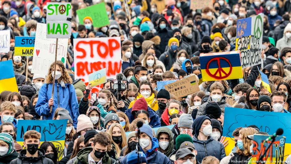 बर्लिन में फ्राइडेज फॉर फ्यूचर का प्रदर्शन