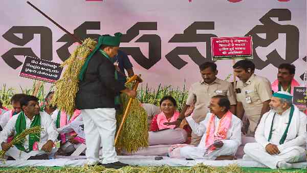 टीआरएस चाहती है कि केंद्र किसानों का सारा धान खरीदे