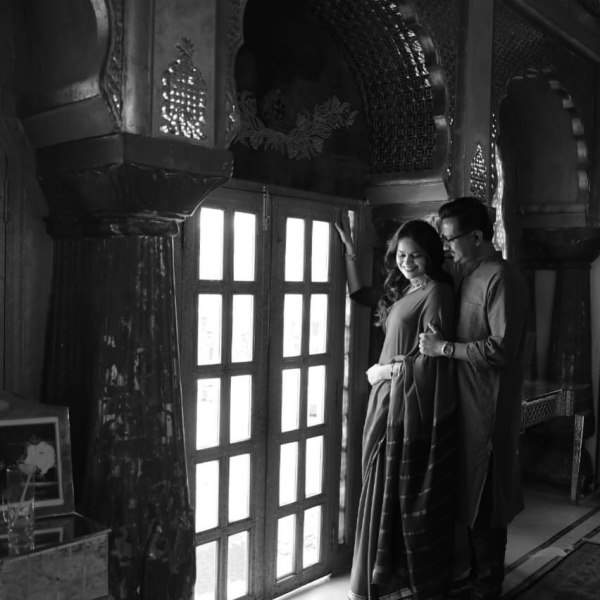 हेल्थ डिपार्टमेंट में काम करते हुई दोस्ती