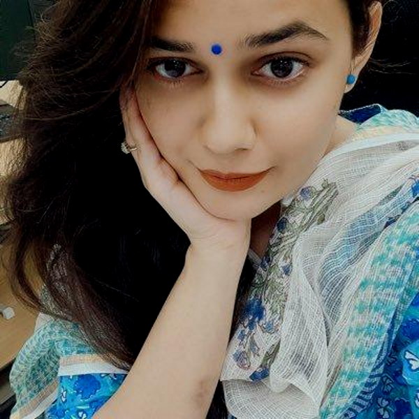 टीना डाबी ने इंस्टाग्राम पोस्ट में किया सगाई का ऐलान