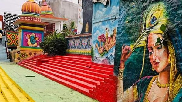 निगम का अमला भी अलर्ट नजर आ रहा है