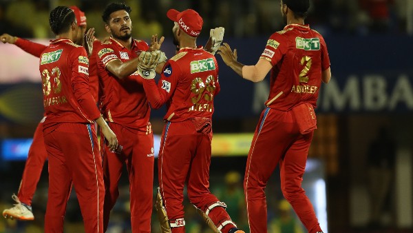 इन दो गेंदबाजों ने जिताया मैच