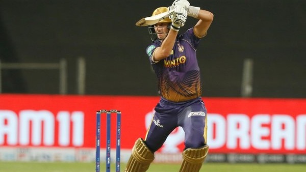 पैट कमिंस ने 15 गेंदों में ठोंक दिये 56 रन