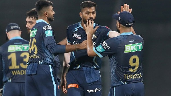 अंकतालिका में टॉप पर पहुंची गुजरात