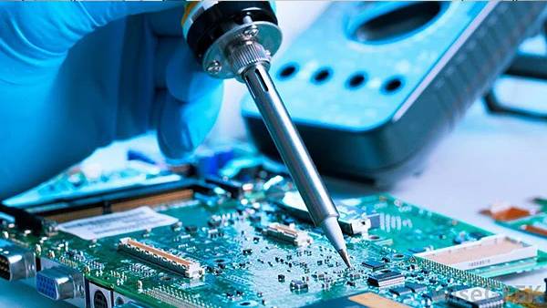 सॉफ्टवेयर मार्केट में निवेश बढ़ा