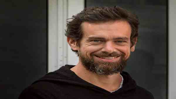 ट्विटर बोर्ड के दबाव में छोड़नी पड़ी थी कुर्सी ट्विटर बोर्ड के दबाव में छोड़नी पड़ी थी कुर्सी