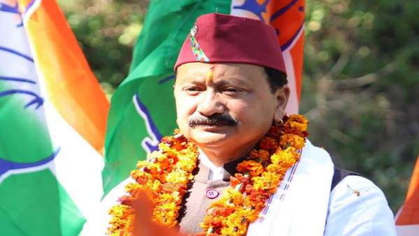 पहले ही दिन से हाईकमान का तेवर सख्त