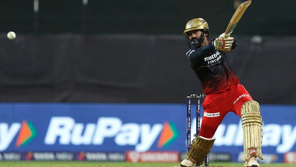 2. दिनेश कार्तिक