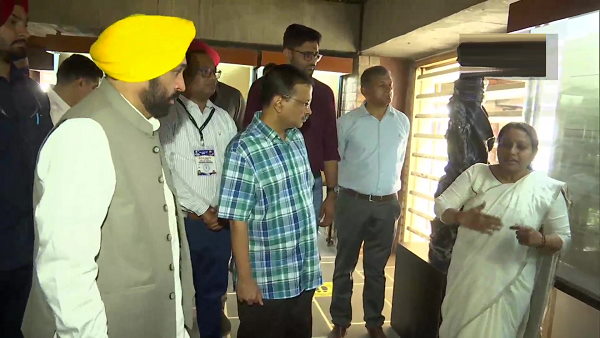arvind kejriwal in gujarat