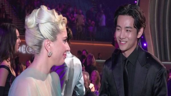 रेड कॉर्पेट पर टॉप सिंगर्स का जलवा