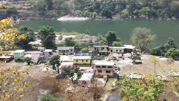 बिजली बननी शुरू, जलस्तर हुआ कम बिजली बननी शुरू, जलस्तर हुआ कम