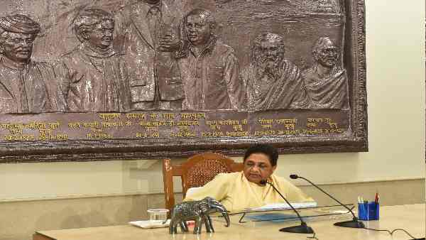 राहुल गांधी पर '100 बार' वाला पलटवार