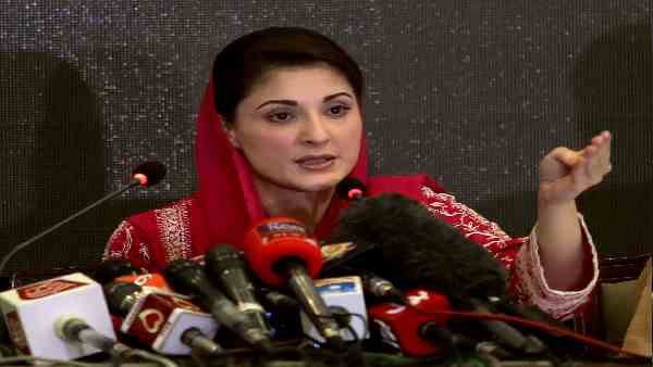 'आखिरी वक्त तक पाकिस्तानी आर्मी से भीख मांग रहे थे इमरान खान' 