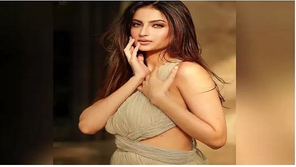 हॉरर-थ्रिलर रोज़ी द केसर चैप्टर से पलक करेंगेी डेब्‍यू 