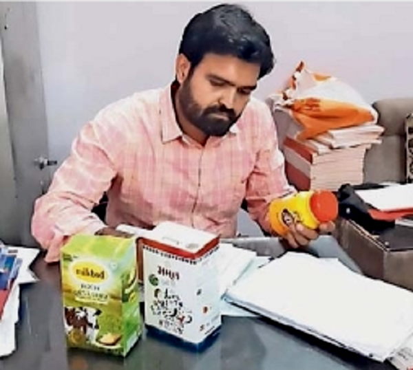 हरियाणा में 'ब्लैक कंपनी' का पर्दाफाश हरियाणा में 'ब्लैक कंपनी' का पर्दाफाश