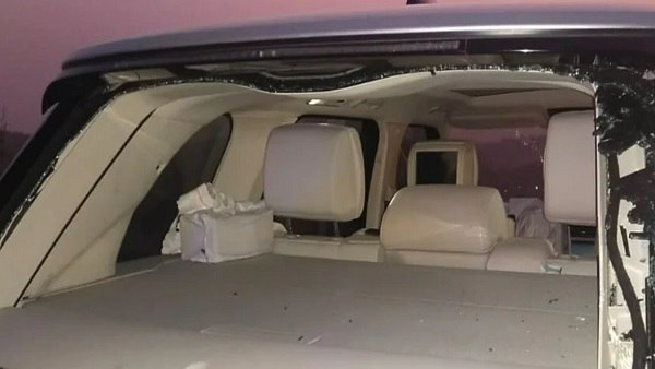 हादसे के बाद कार की तस्वीर 