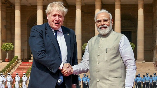 कई क्षेत्रों में समझौते