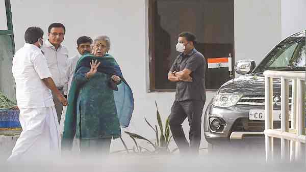 प्रशांत किशोर पर कांग्रेस हुई दो फाड़ ?