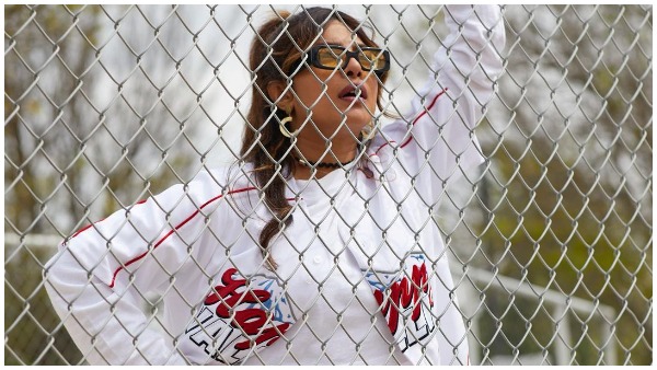 प्रियंका ने पहनी अपने पति की पैंट