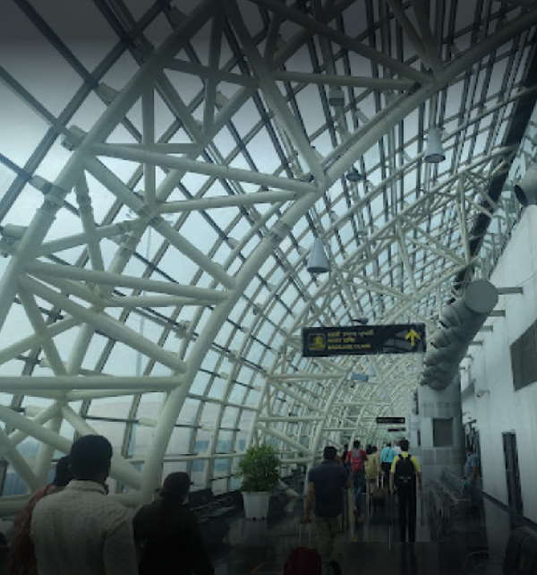 men caught with gold