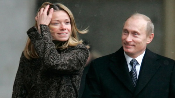 'बेटियों ने कभी नहीं स्वीकारा की, पुतिन उनके पिता है...' 'बेटियों ने कभी नहीं स्वीकारा की, पुतिन उनके पिता है...'