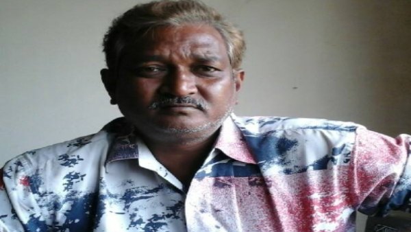 कैंसर से राकेश की पहली पत्नी की हो चुकी है मौत