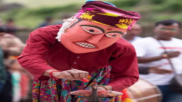 शंकराचार्य ने जगाने का प्रयास किया गया शंकराचार्य ने जगाने का प्रयास किया गया
