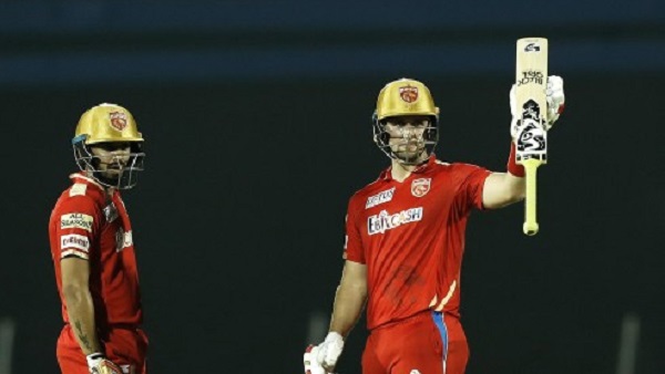 धवन के साथ मिलकर लियाम ने संभाला मोर्चा धवन के साथ मिलकर लियाम ने संभाला मोर्चा