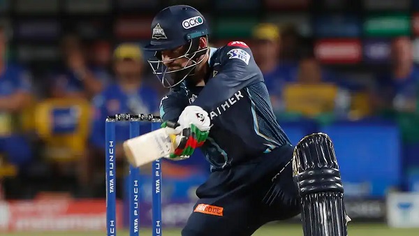 आखिरी 3 ओवर में बने 48 रन